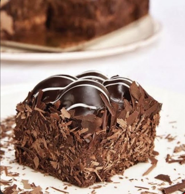 Profiterollü Pasta